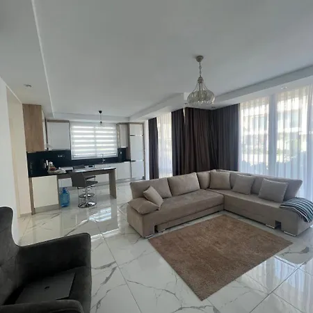 Apartment Four Seasons Oasis - Diamond Street *